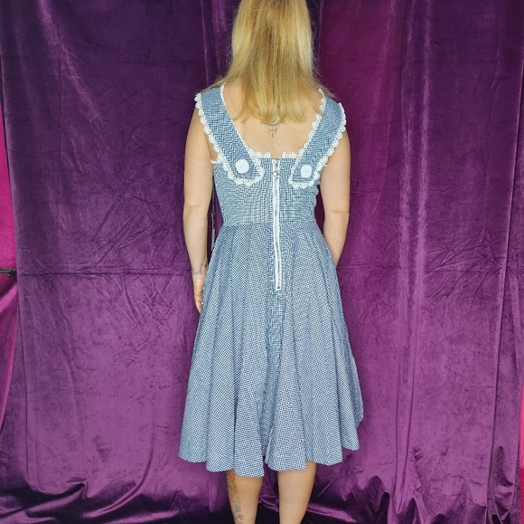 Unique Vintage Barbie Dress Barbiecore - Picture 8 of 8